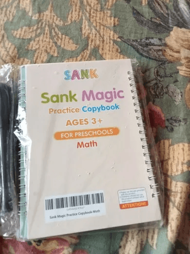 Pack of 4 Magic book